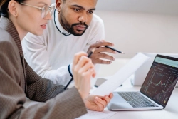 Comment obtenir un diplôme de data analyst ?