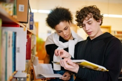 Comment choisir ses études après le Bac ? Le guide pour construire son projet professionnel