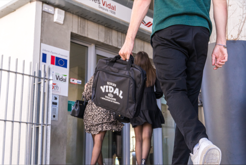 BACHELOR RESPONSABLE COMMUNICATION ET ÉVÉNEMENTIEL 