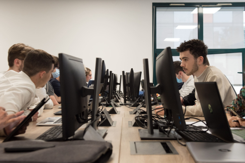 Ingénieur Cybersécurité, Infrastructure et Logiciels