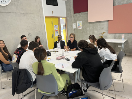Bac Pro Assistance à la Gestion des Organisations et de leurs Activités (AGORA)