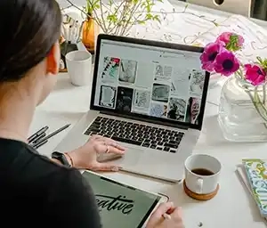 Chargé de communication 360° / Concepteur Designer UI