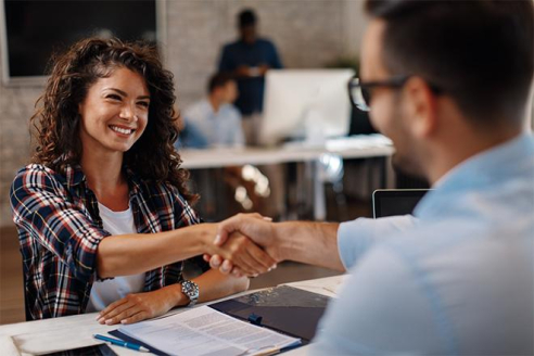 BACHELOR CHARGE DE CLIENTELE EN ASSURANCE & BANQUE