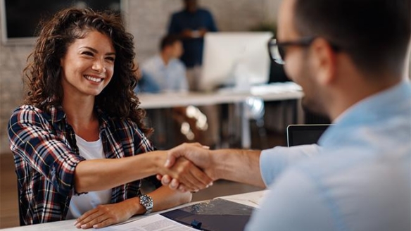 BACHELOR CHARGE DE CLIENTELE EN ASSURANCE & BANQUE